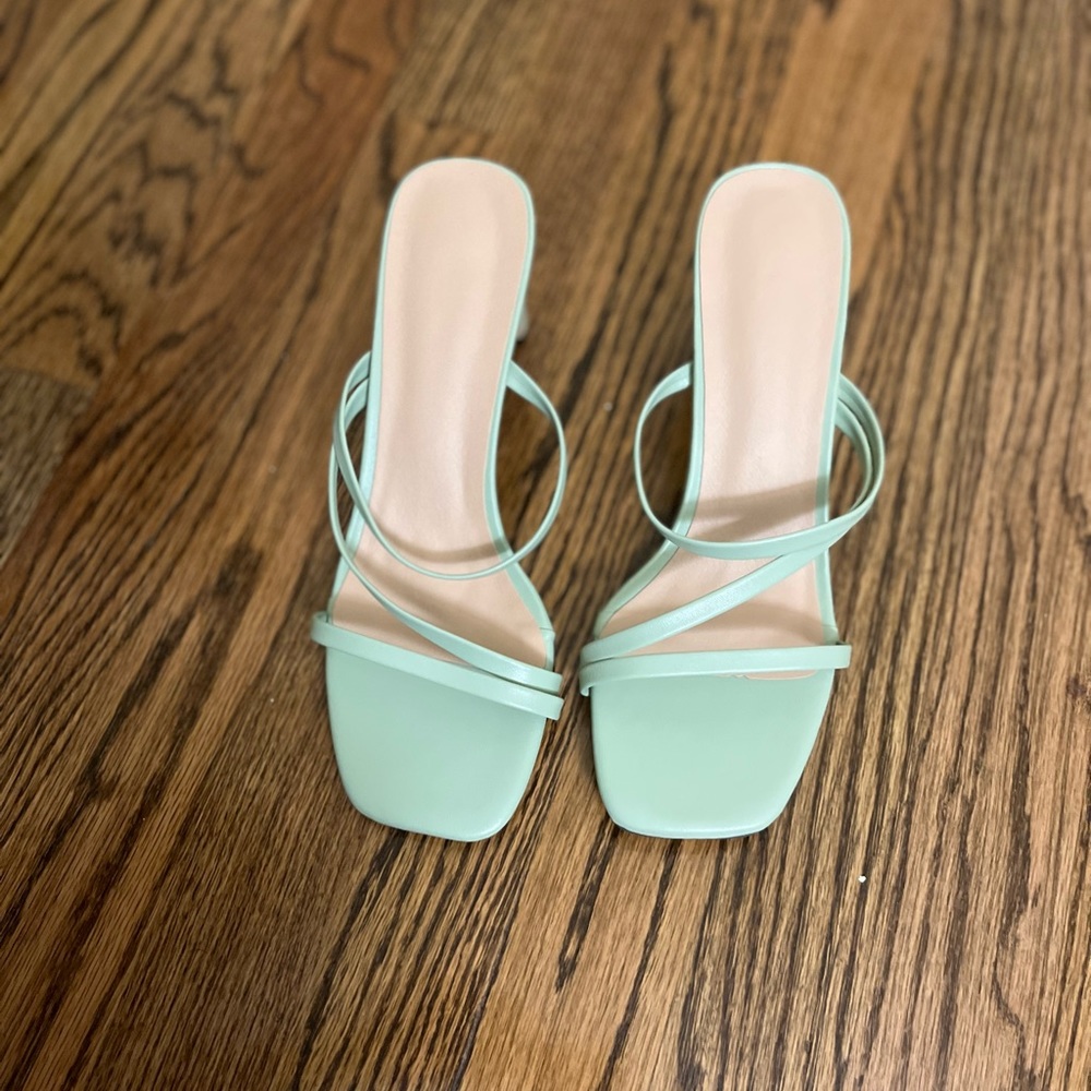 Shein never worn green slip on heels